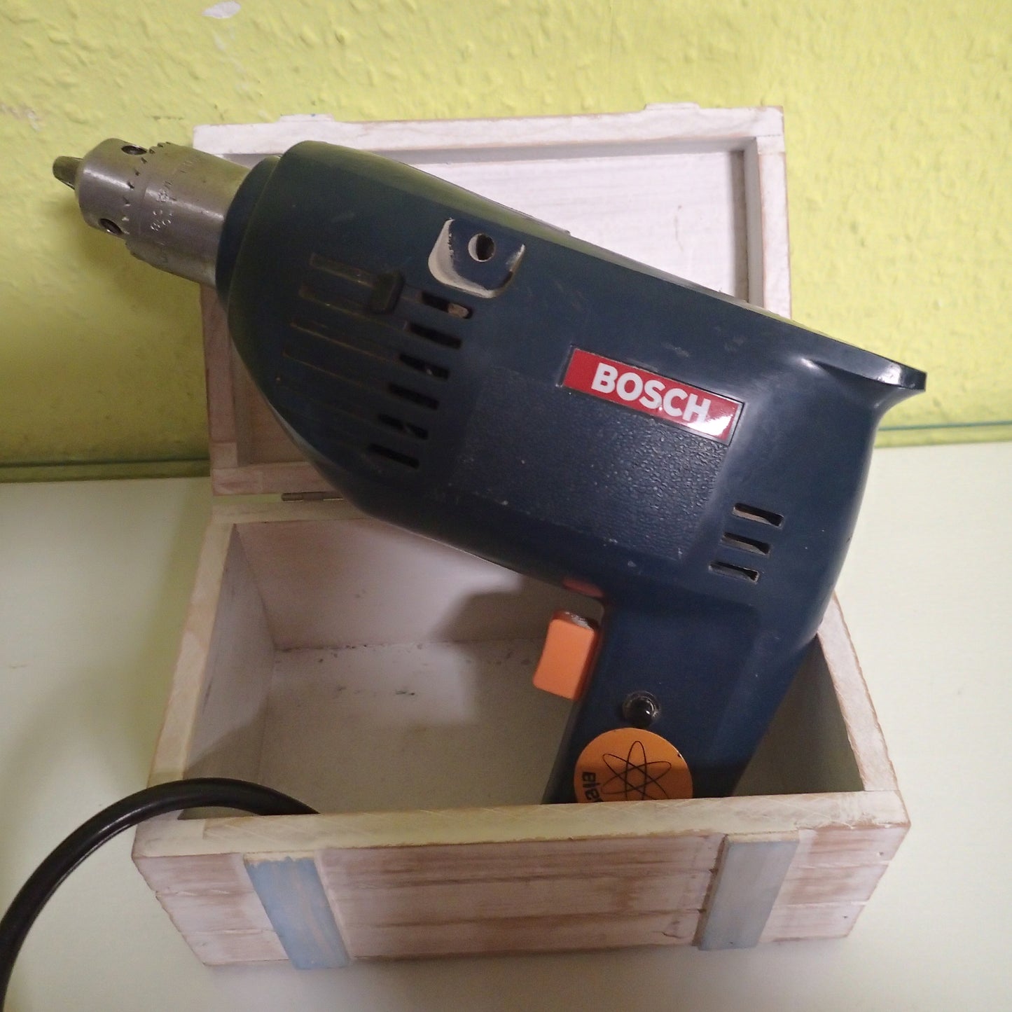 Bosch Bohrmaschine - Professionelle Schlagbohrmaschine
