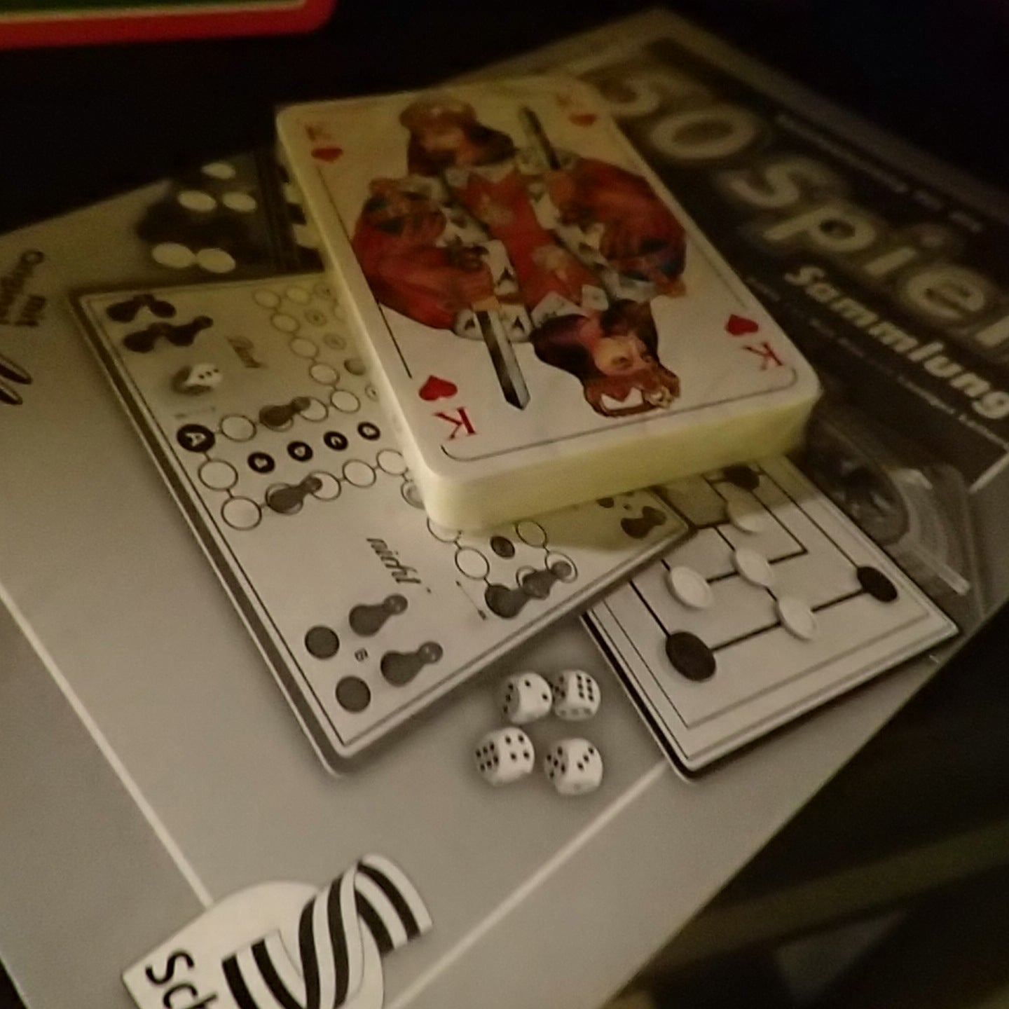 150 Spiele Sammlung - Klassische Gesellschaftsspiele